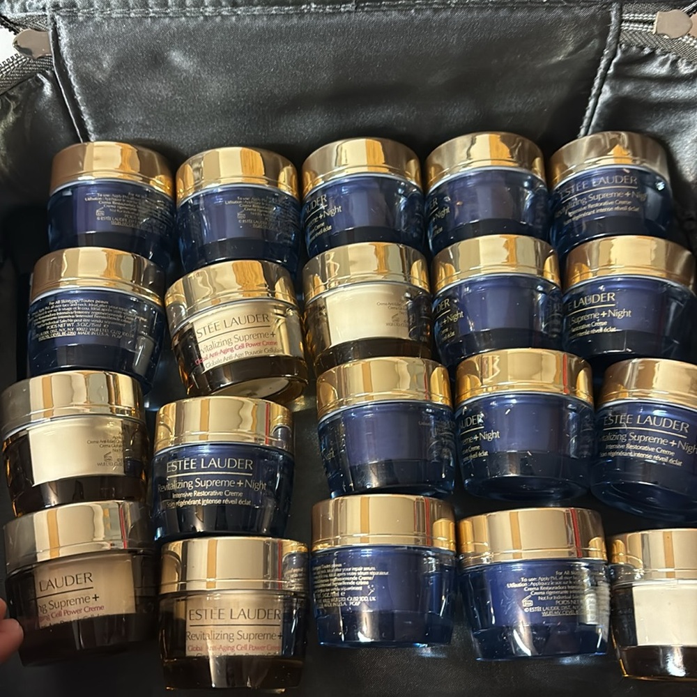 10-pc Estée Lauder Revitalizing Supreme+ cell power & Night Restorative c…